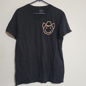 Morgan‎ Wallen Shirt Sz Large Gildan V Neck Cotton Drinks Tattoos Nash Concert